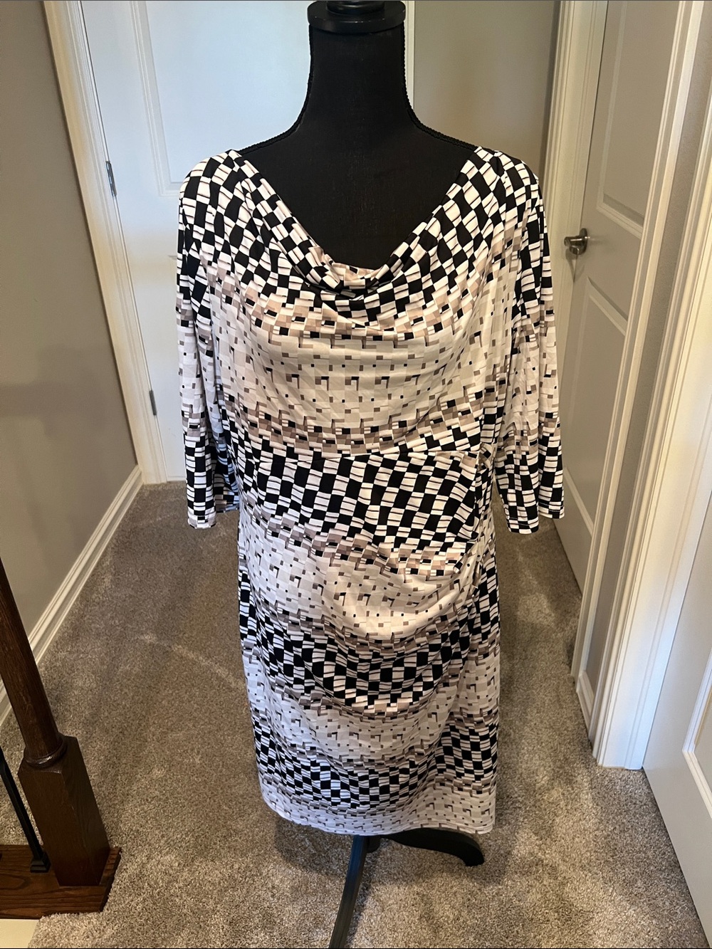 Monochrome Geometric Cowl-Neck Midi Dress Size XXL